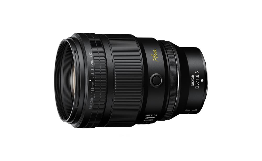 NIKKOR Z 135mm f/1.8 S Plena
